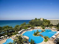 Sani Beach Hotel &amp; Spa 5*